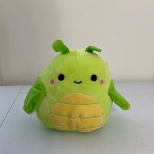 NWOT Pilar the Grasshopper‎ 5 inch Squishmallow plush stuffed animal
